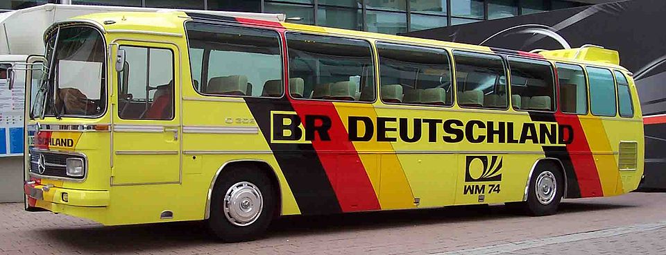 960px-Wm74-bus-seite.jpg