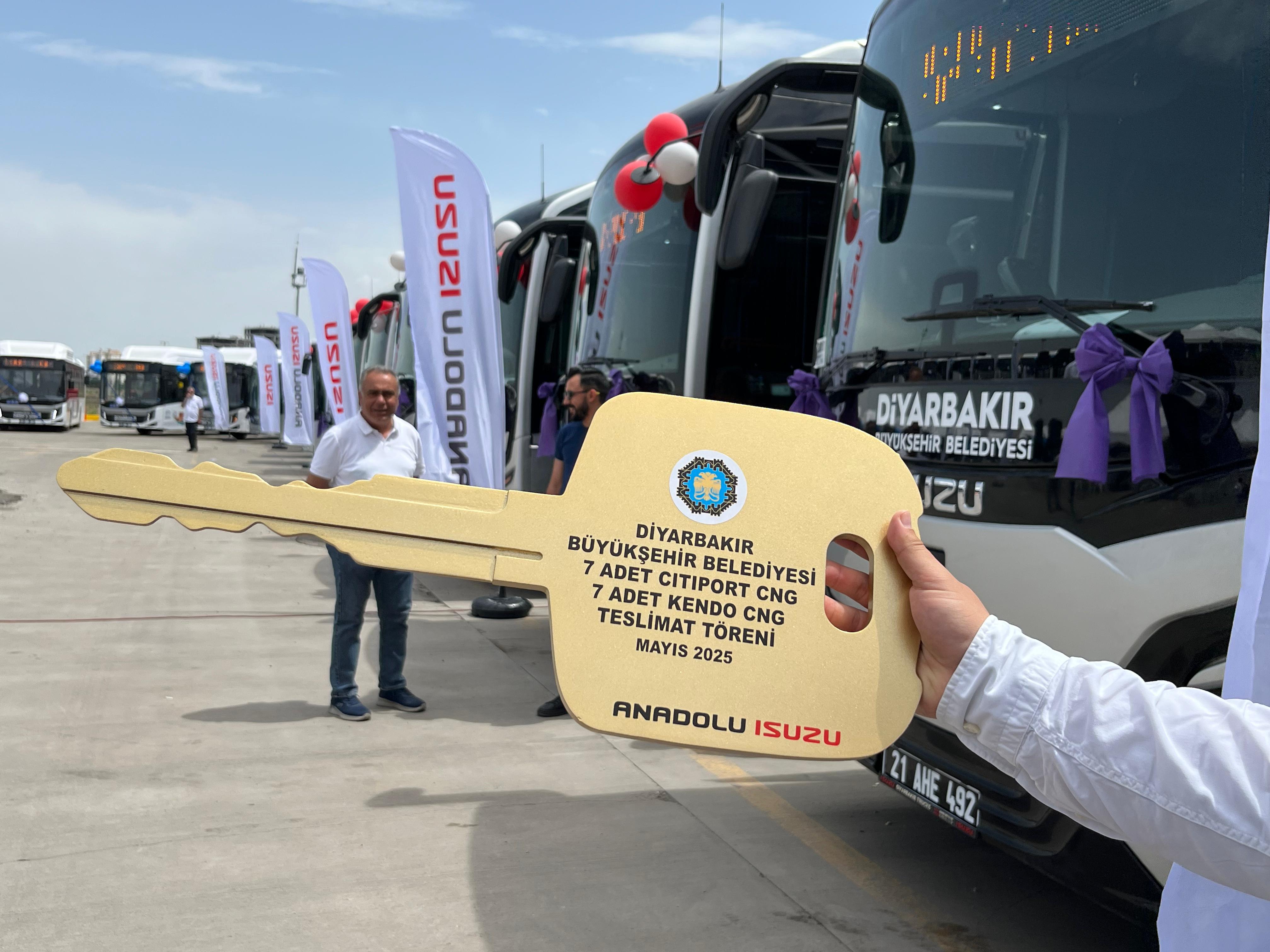 diyarbakir-a-yeni-otobusler-4.jpeg