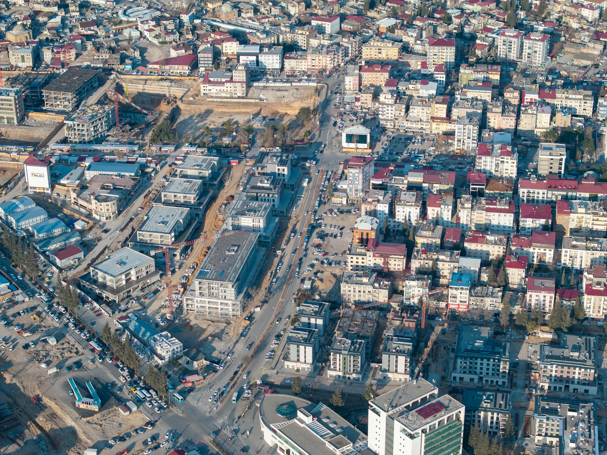 free-photo-of-aerial-view-of-downtown-kahramanmaras-turkiye.jpeg