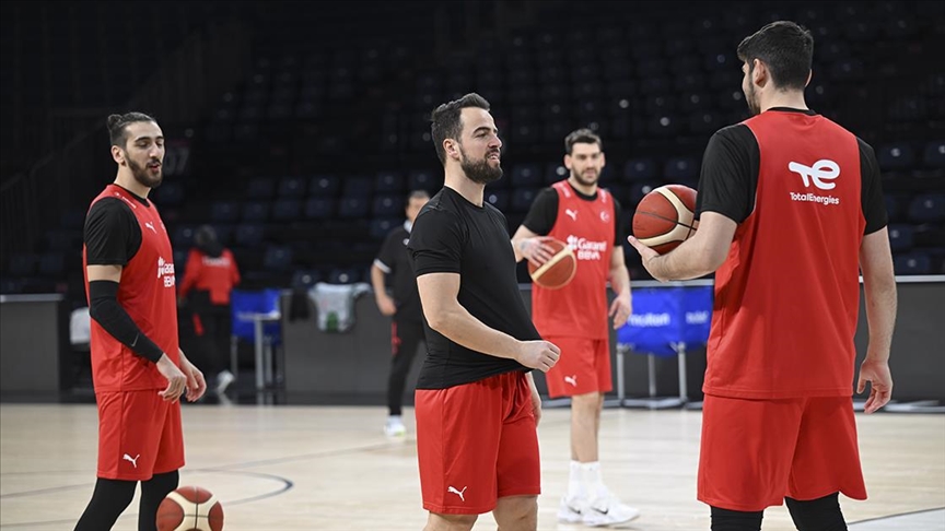 A Milli Erkek Basketbol Takımı, yarın İtalya'ya konuk olacak