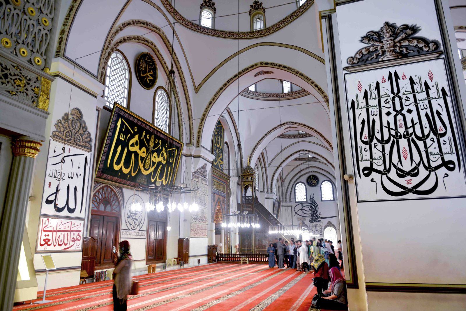 Bursa%20Ulu%20Camii%20%C4%B0%C3%A7i%20Murat%20%C3%96CAL%201.JPG