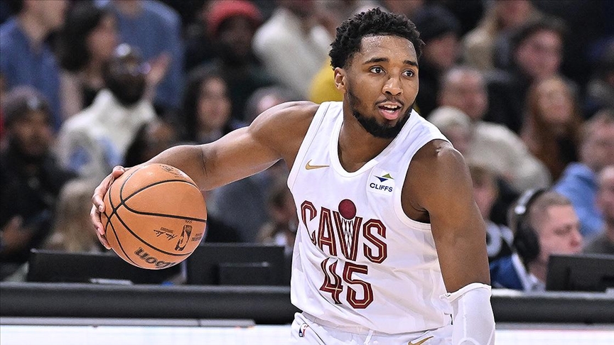 NBA'de Donovan Mitchell 40 sayı attı, Cavaliers üst üste 7. galibiyetini aldı