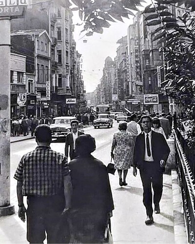 istiklalcaddesi1966yılı